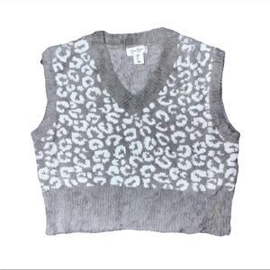 Jessica Simpson Soft V Neck Sweater Best Beige White EUC Wonens Small  Cheetah